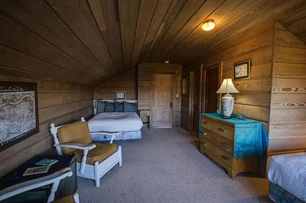 The Captains Quarters