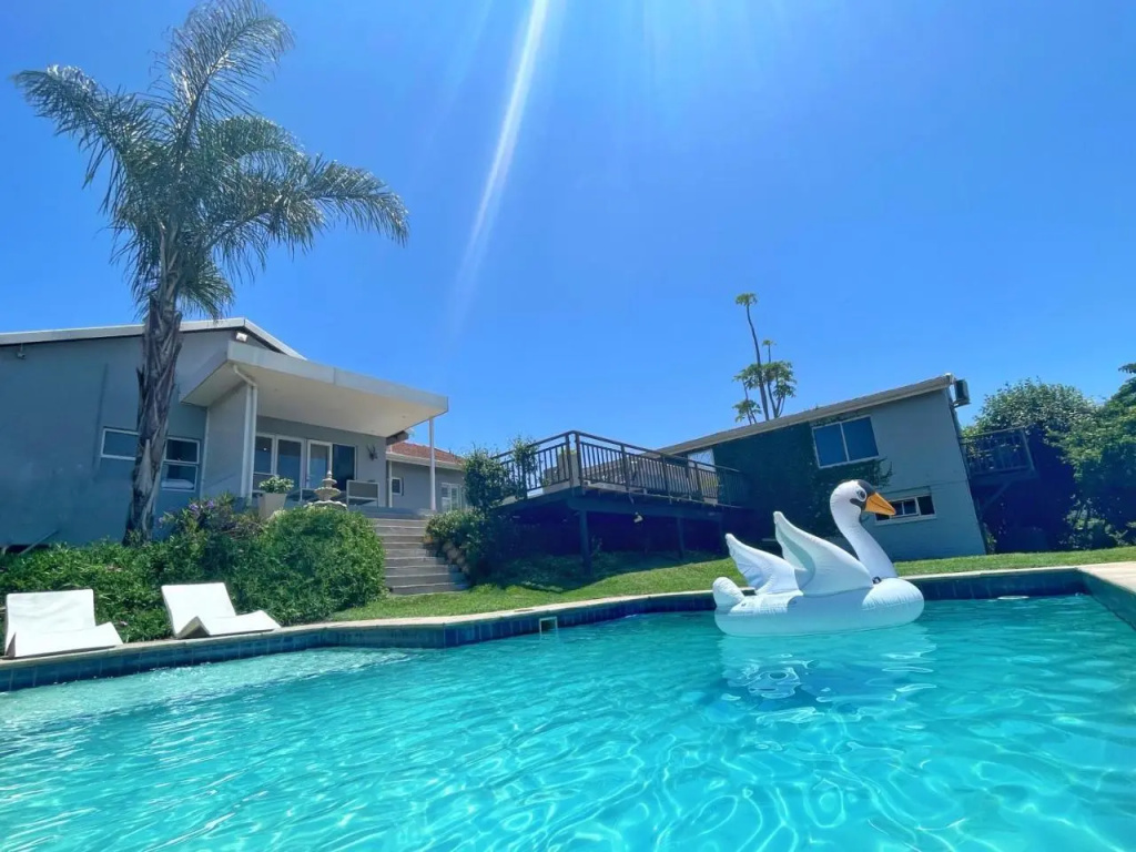 Studio 13 Durban North