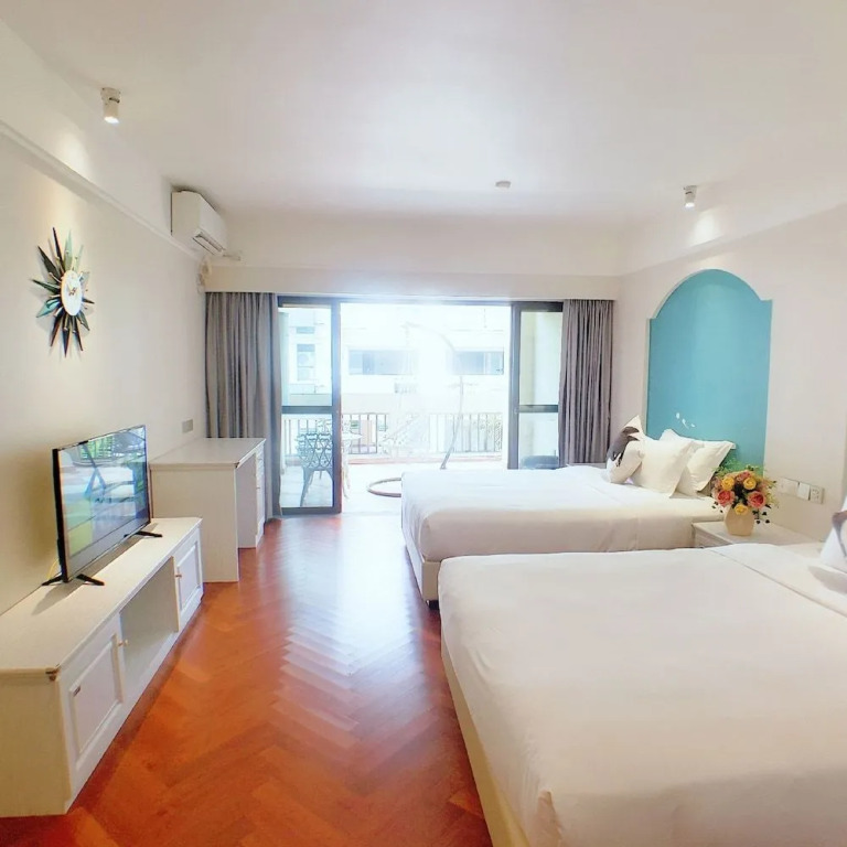 Shenzhen House of Sea Apartment (Dameisha Subway Station)