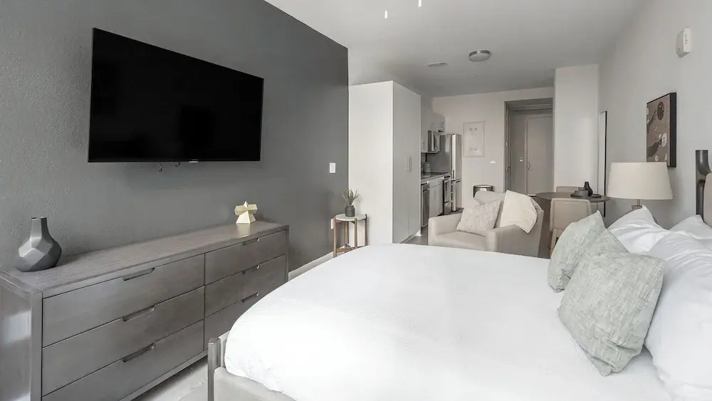 Landing Apartments - Landing Midtown