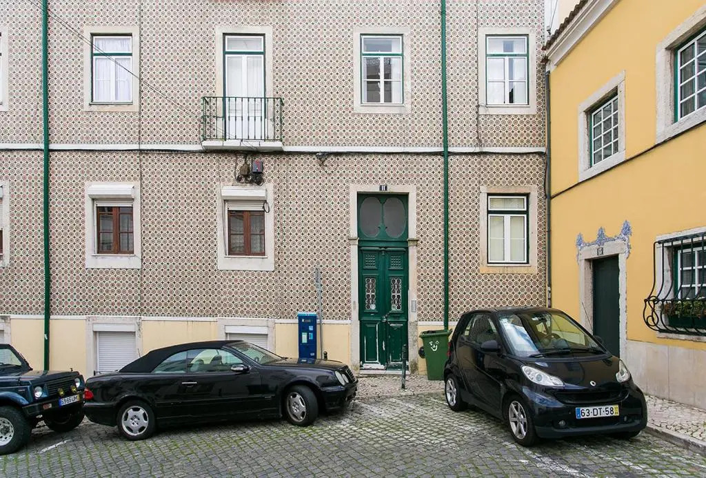 LovelyStay - Cozy 3BDR Apartment in Estrela