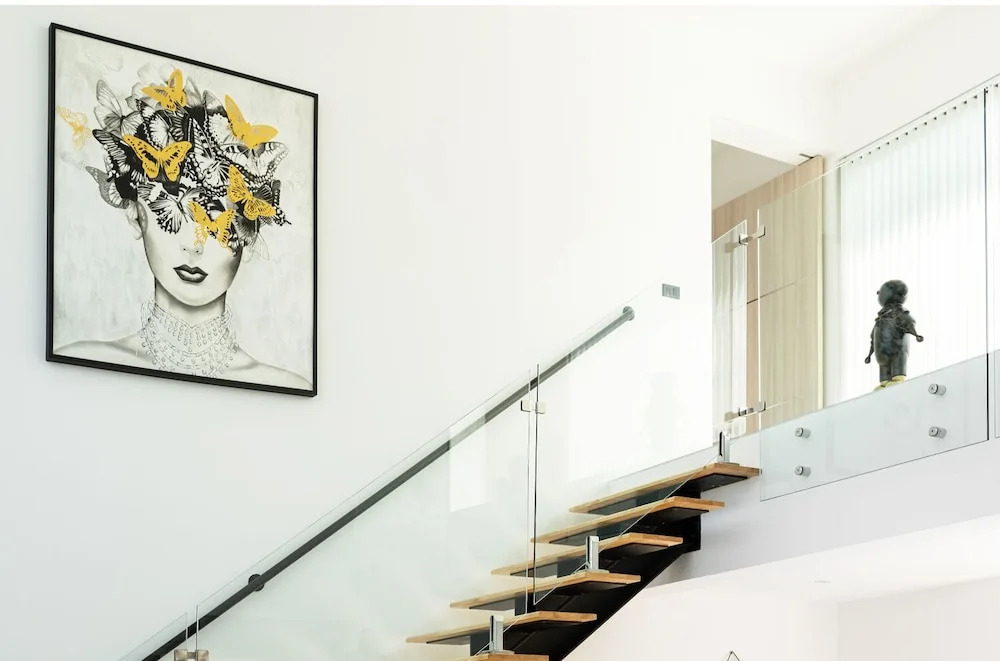 Luxury 5 Bedroom Modern Villa! KBR17