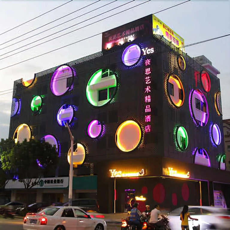Yes Art Boutique Hotel