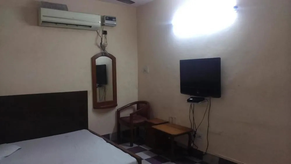 Hotel Capital Residency
