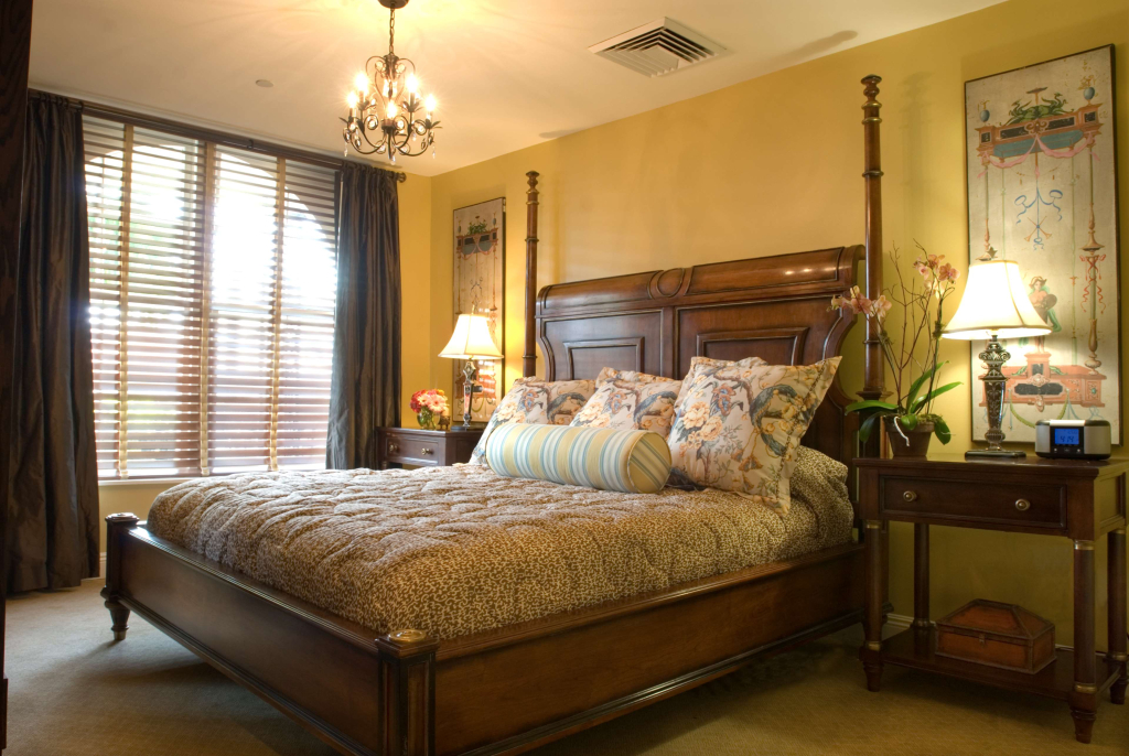 Bienville House