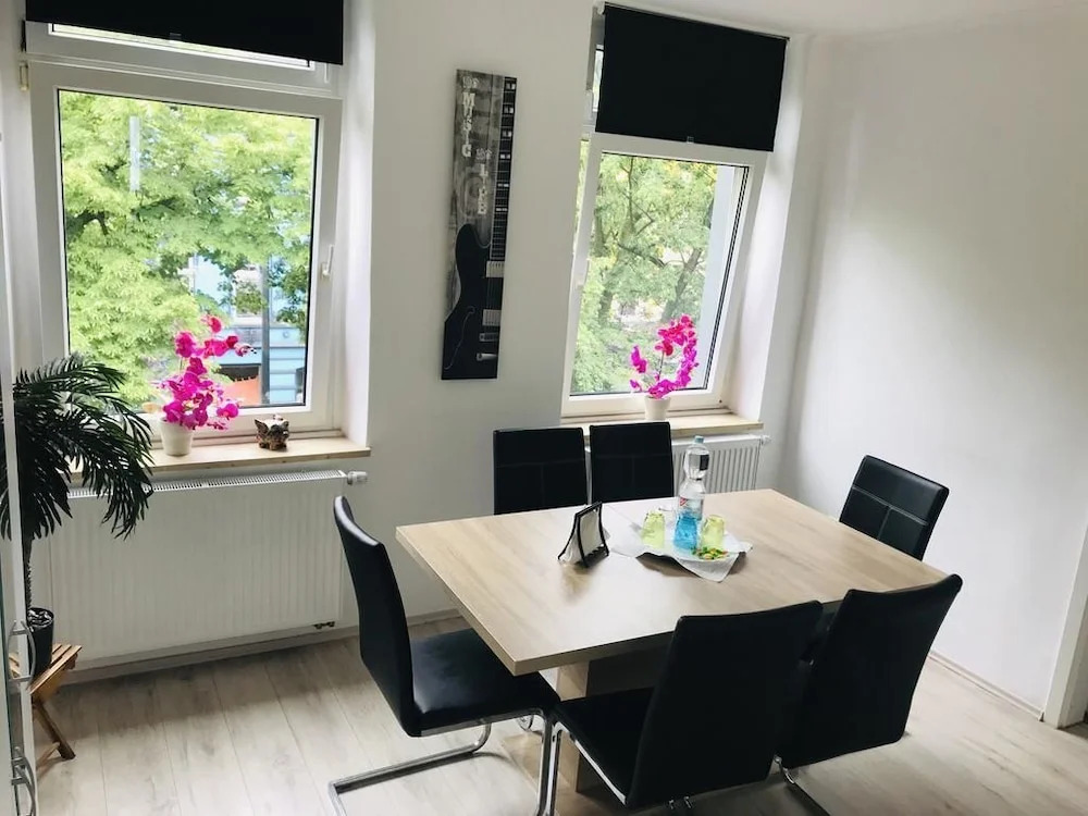 City Guesthouse Apartments Krefeld near Düsseldorf Airport