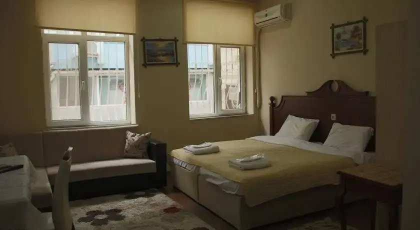 El Emir Suites