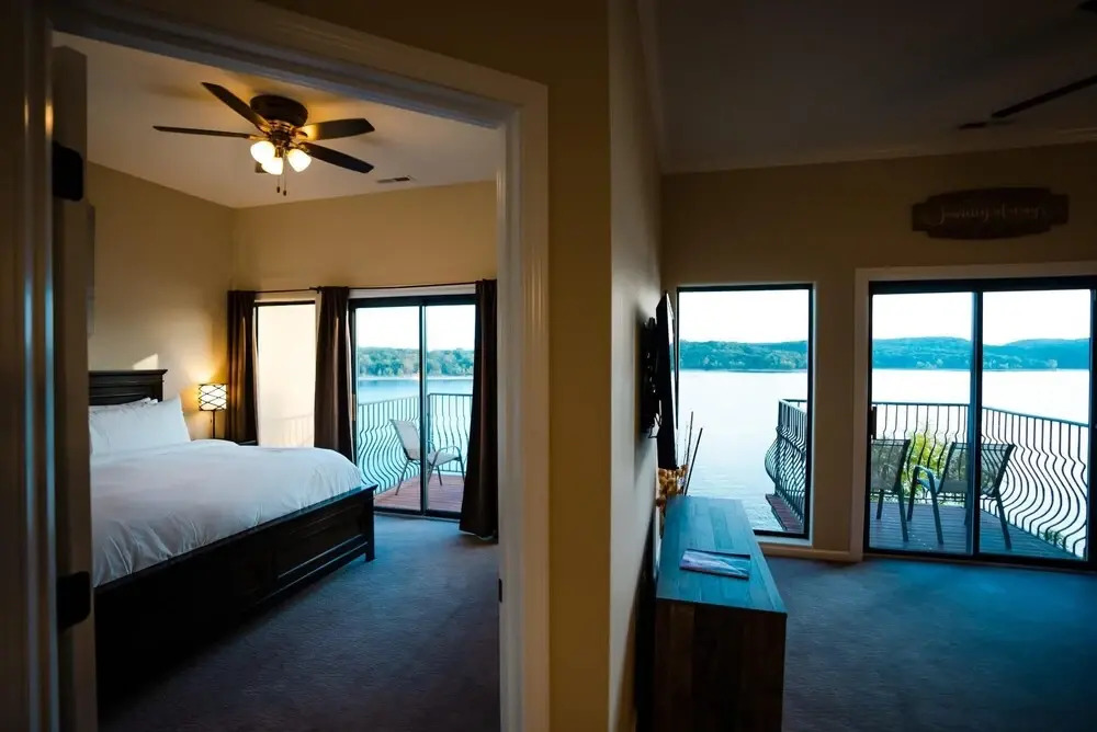 2 Bedroom Lake View Villa - Unit 207