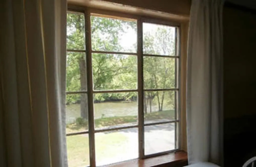 Riverbend Lodging
