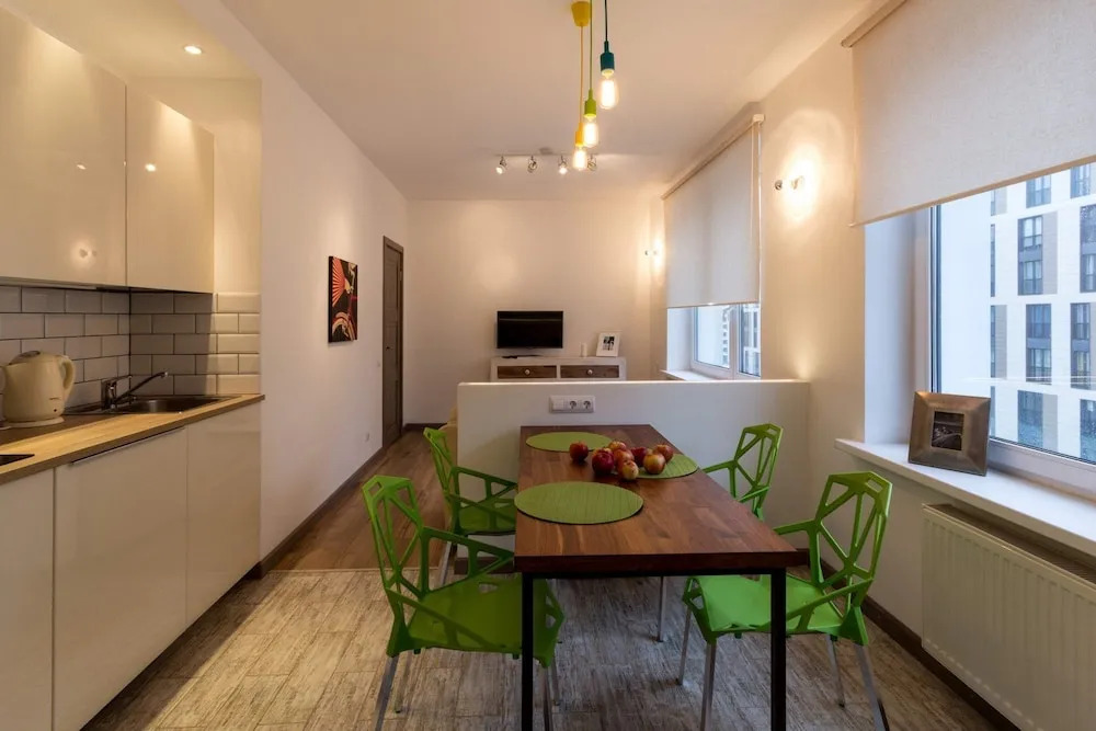 CoHome Apartment Kremenchugskaya near Nevsky Prospect