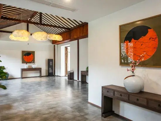 Yanquan  Hanguan Hotel（Oriental Saltlake Resort）