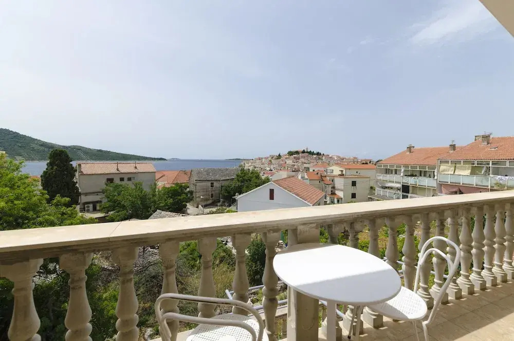 Apartment Damir