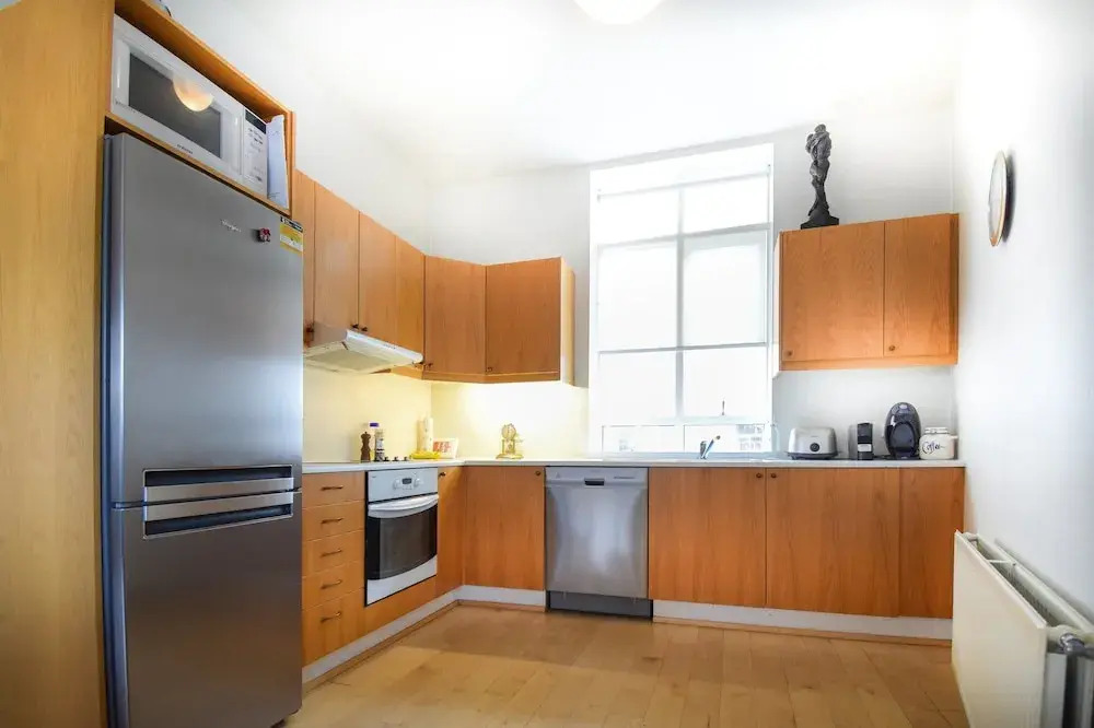 Apartment Þ6