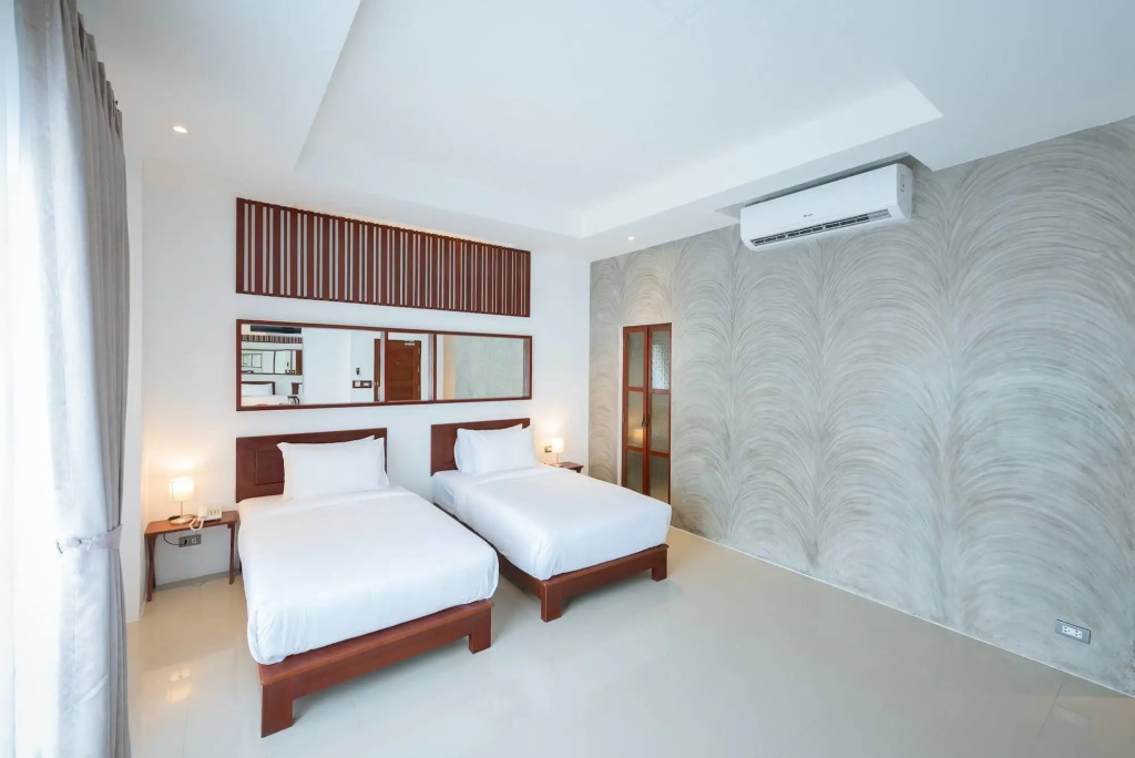 S 2 Modern Boutique Hotel