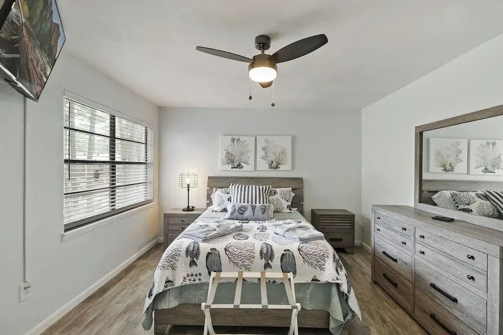 Cozy 2BR Hilton Head Townhome w/ Pool Access