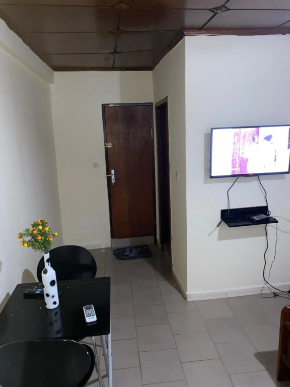 Studio meublé à Conakry