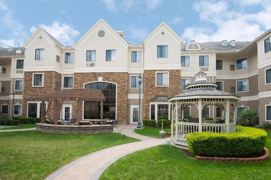 Staybridge Suites Columbus-Airport by IHG