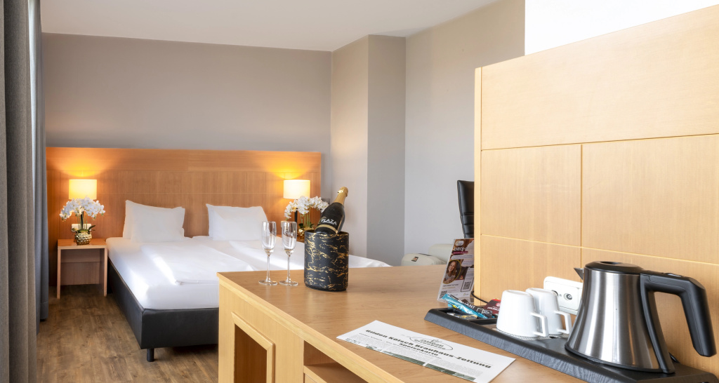 PLAZA Premium Köln
