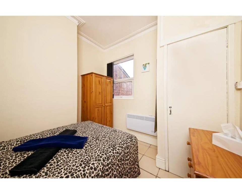 Liverpool City Stays - Economy room - Close to City Centre AA