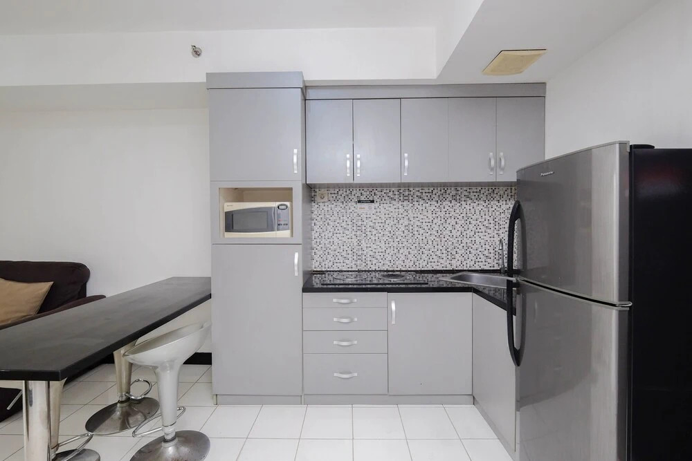 Nice And Elegant 1Br At The Wave Kuningan Apartment