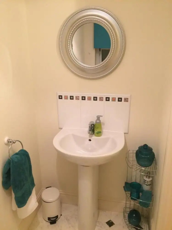 Woodgrove Apartment