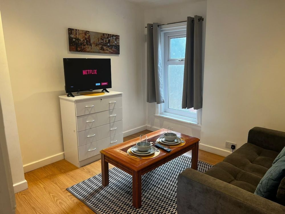 Empire Blackpool Apartments - Tyldesley Rd