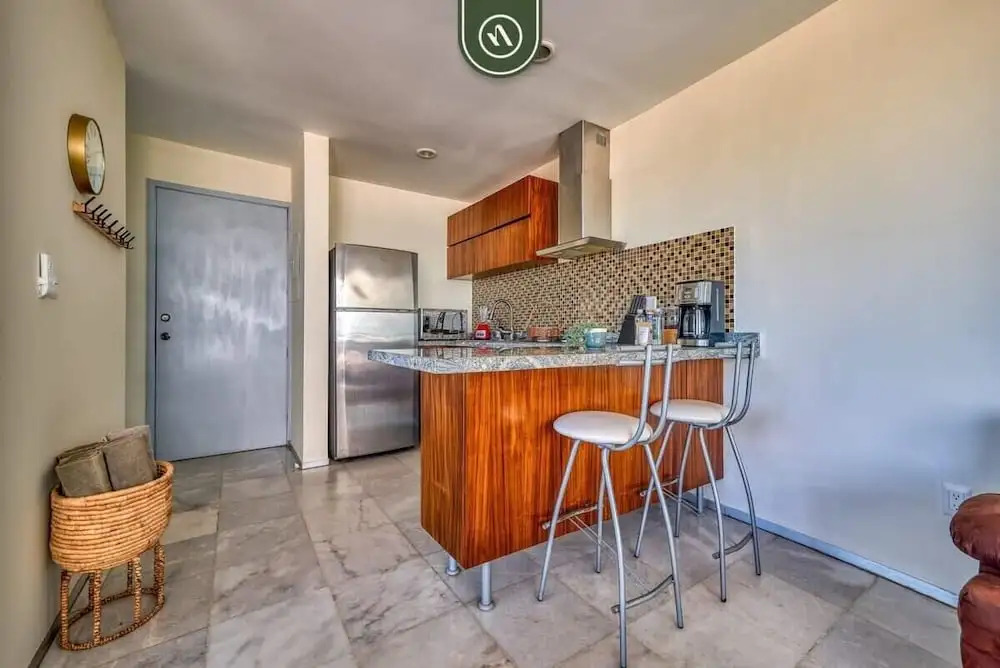 2BR With Private Balcony - Oceanfront Building