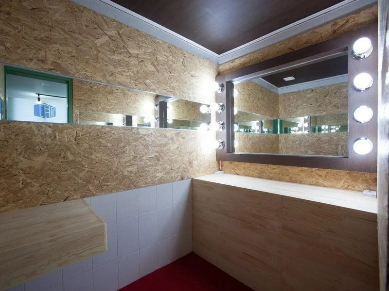November Guesthouse