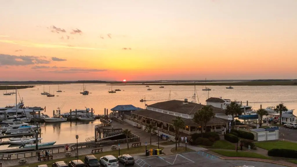 Hampton Inn & Suites Amelia Island-Historic Harbor Front