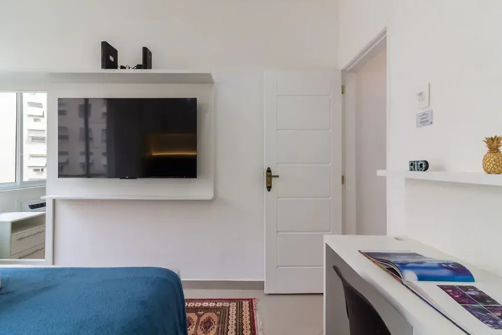 Just a few Steps From Copacabana Beach Pf512
