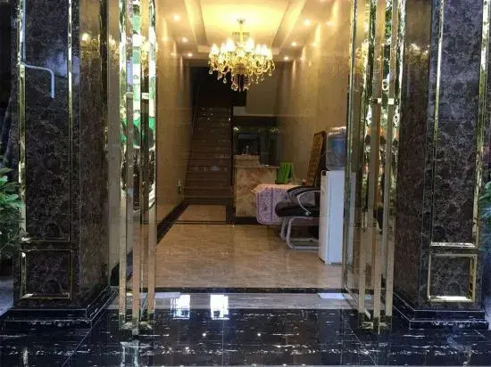 Lujiang Luping Business Hotel