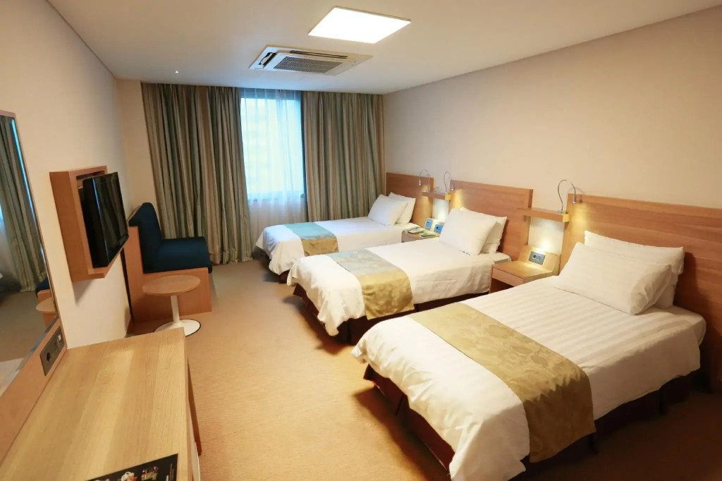 New Kukje Hotel