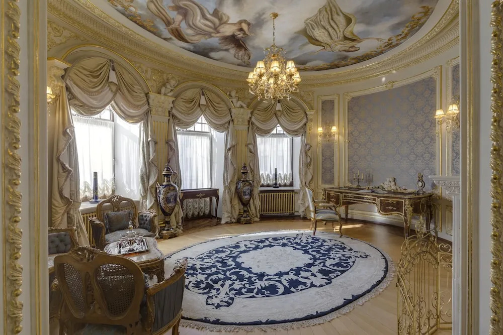 Napoleon Apart-Hotel