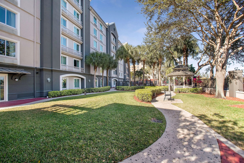La Quinta by Wyndham Ft. Lauderdale Airport