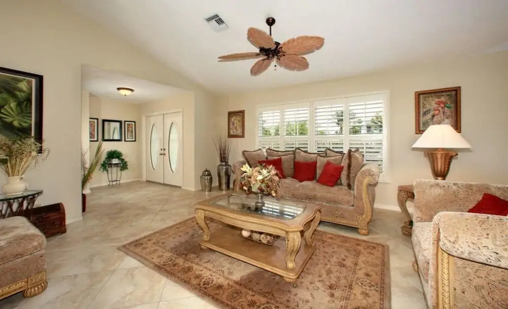 Buccaneer Court Home 1537