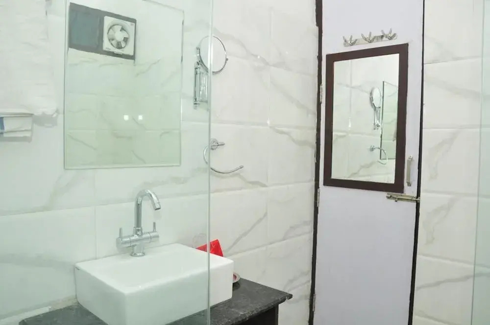 Oyo Rooms Railway Station 3