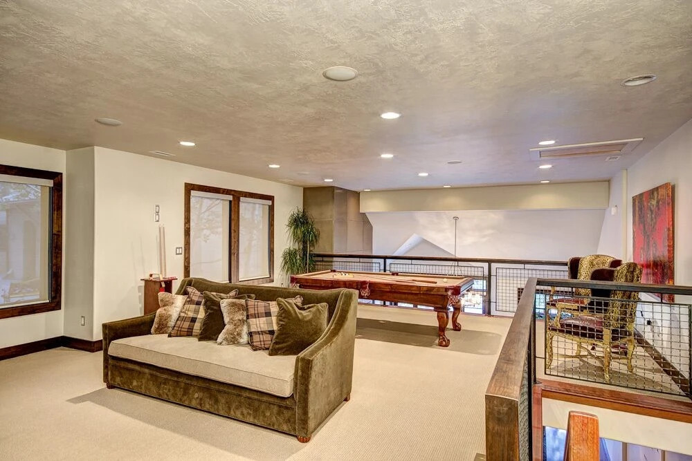 607 Deer Valley Drive 5 Bedroom Townhouse