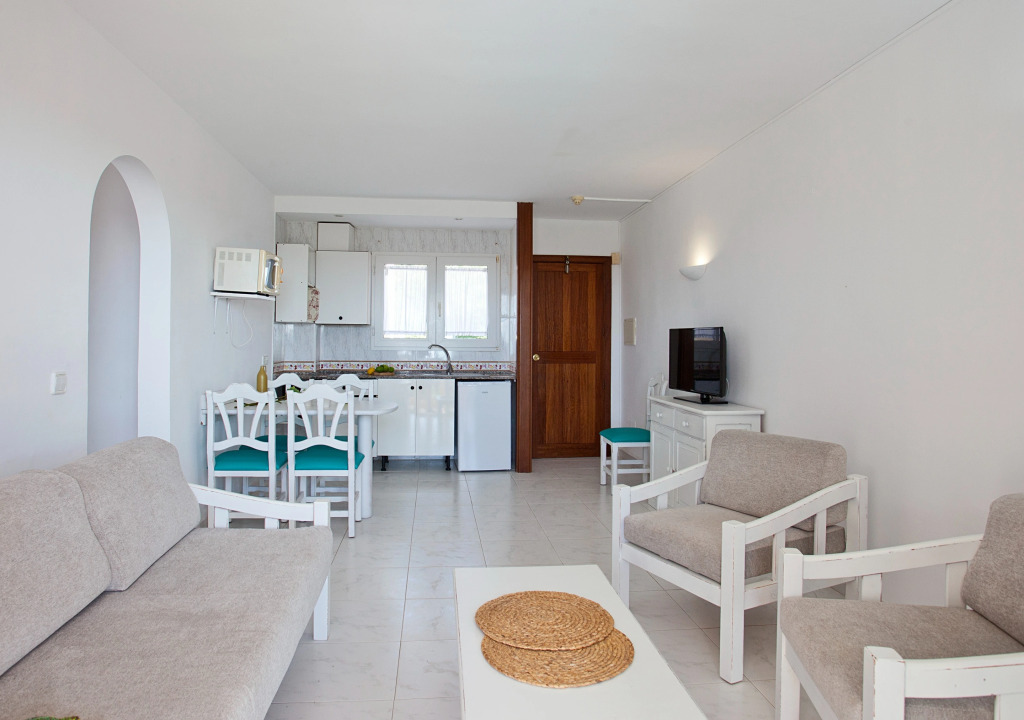 Apartamentos Sol Romántica by DOT Suites