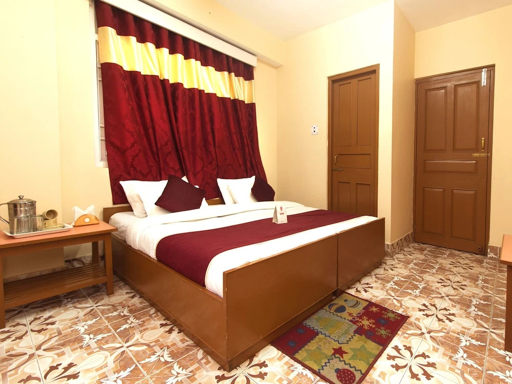 OYO 8569 Hotel Himalayas