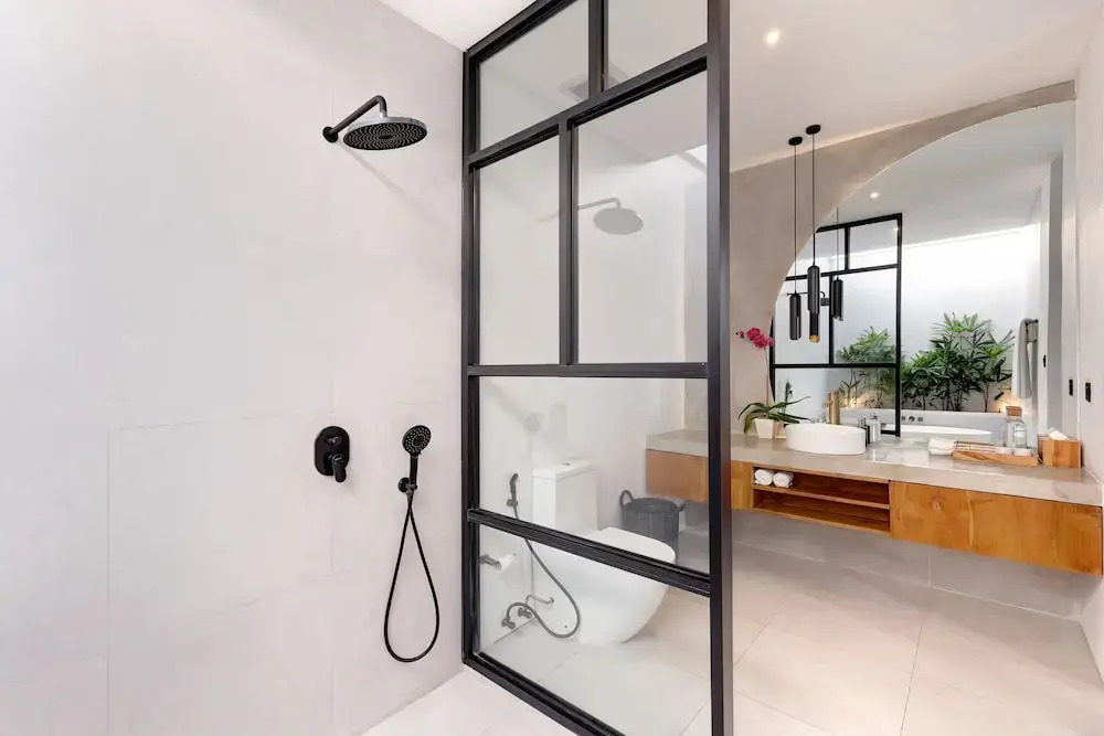 Baliwood Residence Villas by BREIG