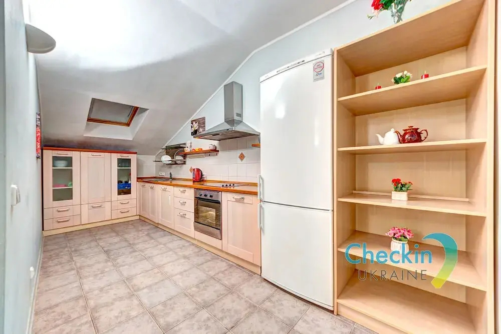 Luxury 3-bedroom apartment Gonchara