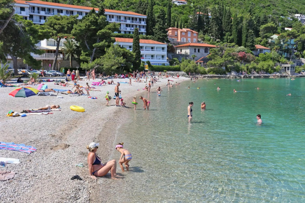 Apartments by the sea Trpanj, Peljesac - 3157