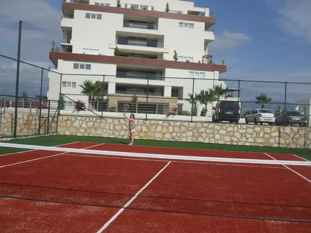 Luxury 2 bed Private Home Close to the Beach on a Secure Community