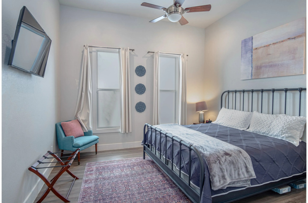 Gorgeous, Family-friendly Home Near Downtown
