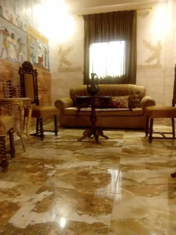 Kemet Pyramids INN