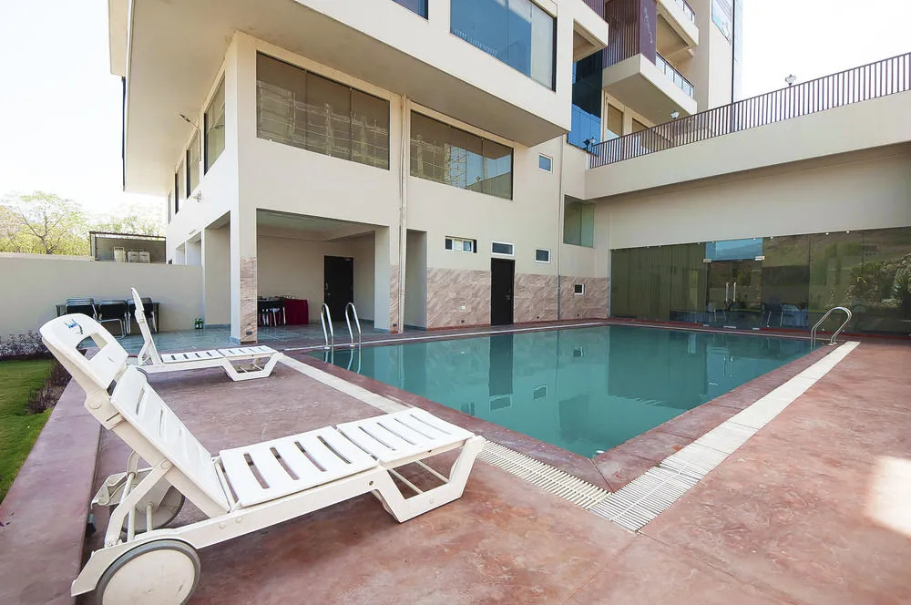 Hotel Presidency Blu Udaipur