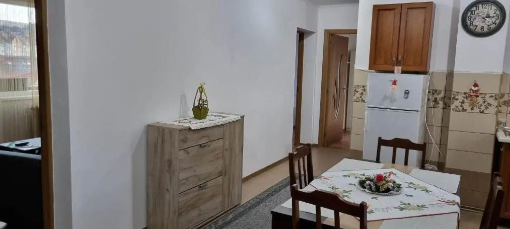 Flower Apartment - Edge