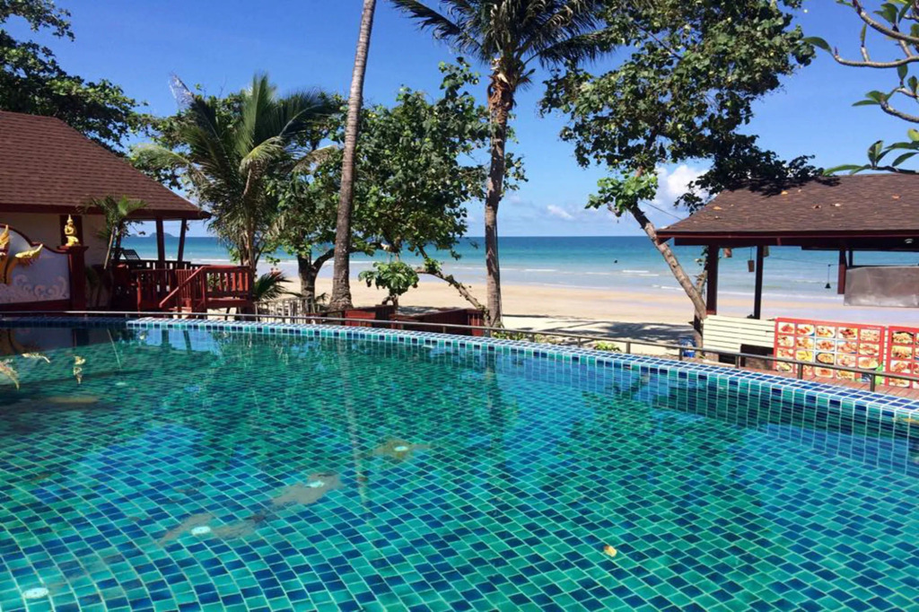 Mac Resort Hotel