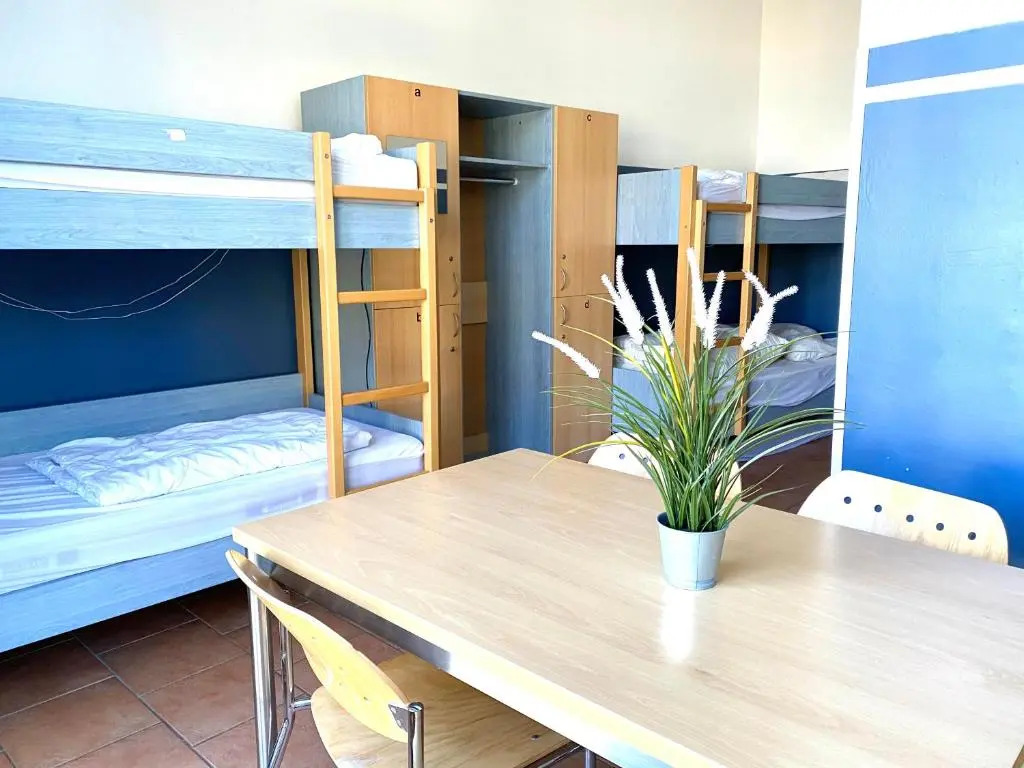 Blue Doors Hostel KTV