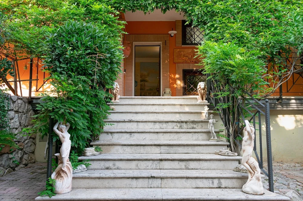 Villa Aurelia Romana